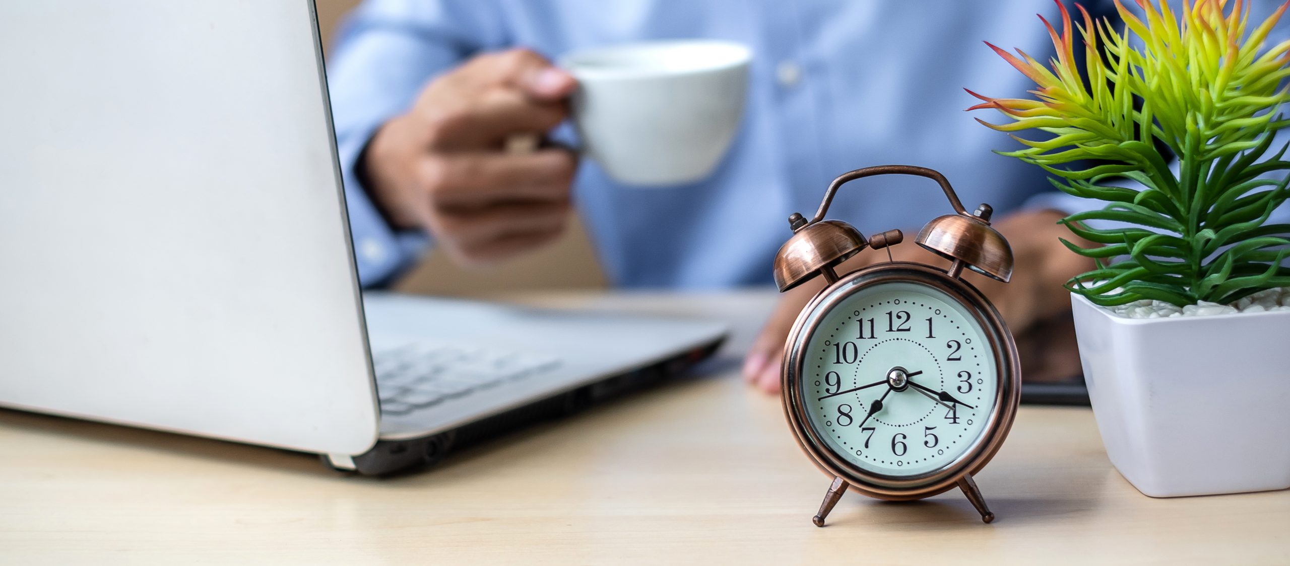 California Court Clarifies the Monetary Amount for Meal Period, Rest Break, and Recovery Periods, and Affirms an Employer’s Neutral Rounding Policy