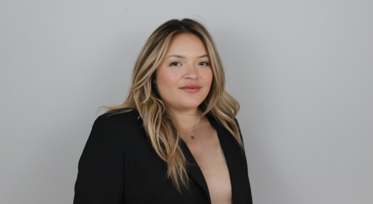 Vanessa Cruz headshot. Paralegal at JLG Lawyers.